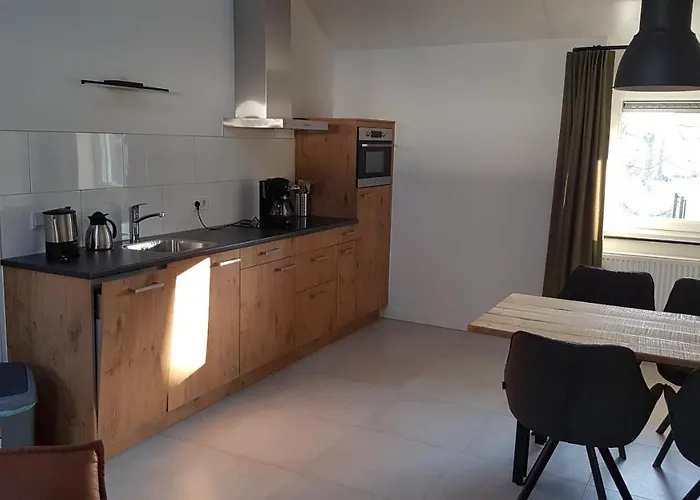 Hoeve Kroonen Apartamento Schin op Geul