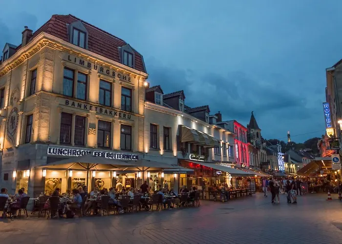 Hoeve Kroonen سخين أوب خيو